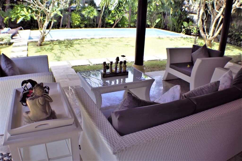 Finn'S Villa Santai Seminyak  Luaran gambar